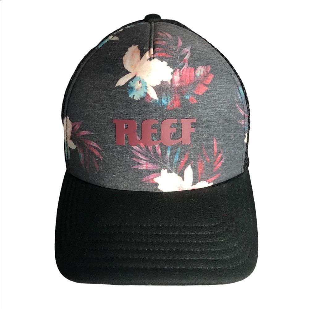 Reef Sandals & Apparel Cap Logo Classic Trucker Snapback Hat Tropical Floral